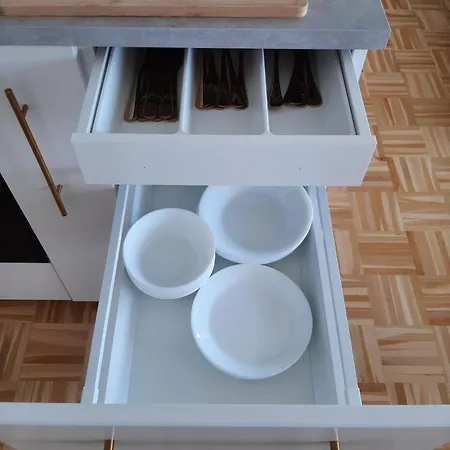 Panorama-free Parking-breakfast-teracce